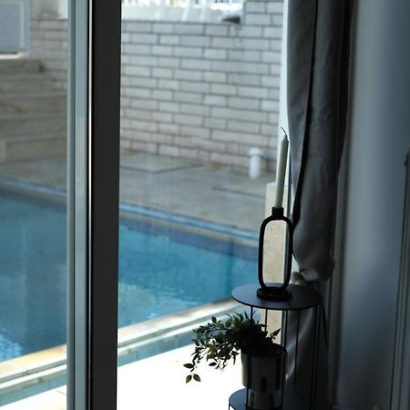 Emvi Apartments II Near Airport Враврона Екстер'єр фото